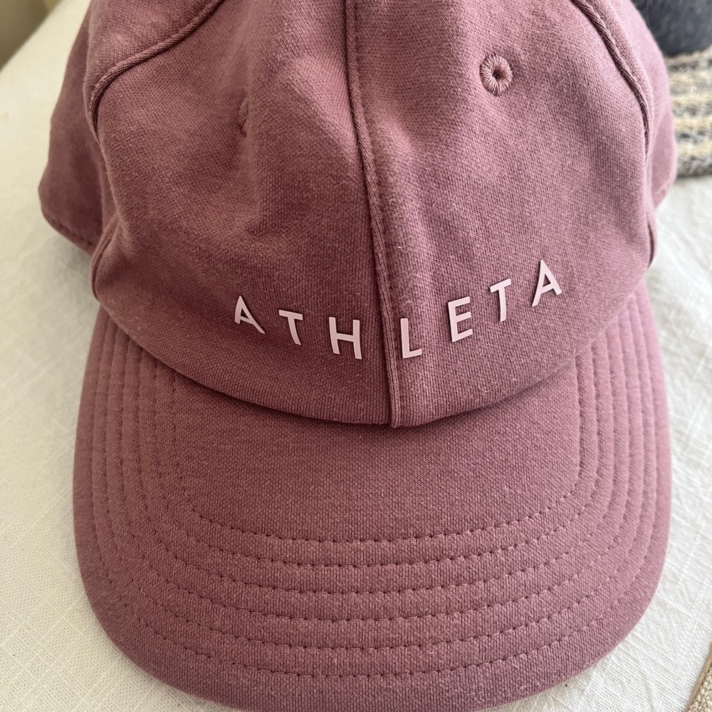 Athleta Mauve Cap